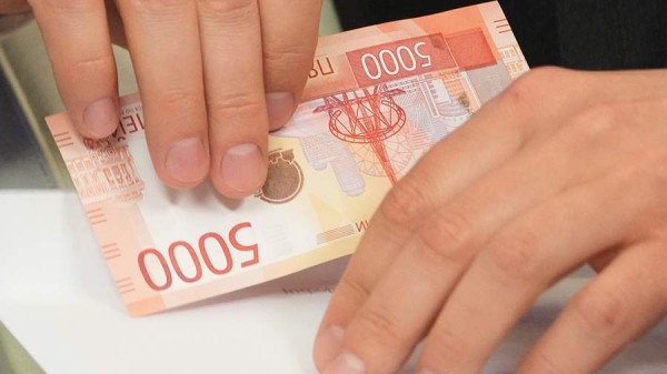 Зампред Хабаровского края обвиняется в получении взятки в 82 млн рублей
