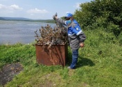ООО &laquo;Газпром трансгаз Томск&raquo; провело экологическую акцию по очистке лагуны Сомон